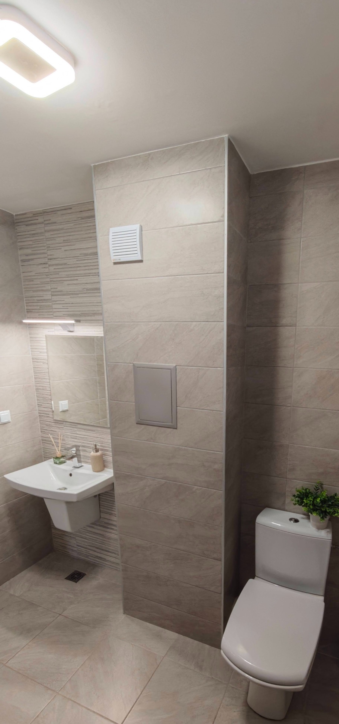 Продава 2-СТАЕН, гр. Поморие, област Бургас, снимка 11 - Апартаменти - 53822639