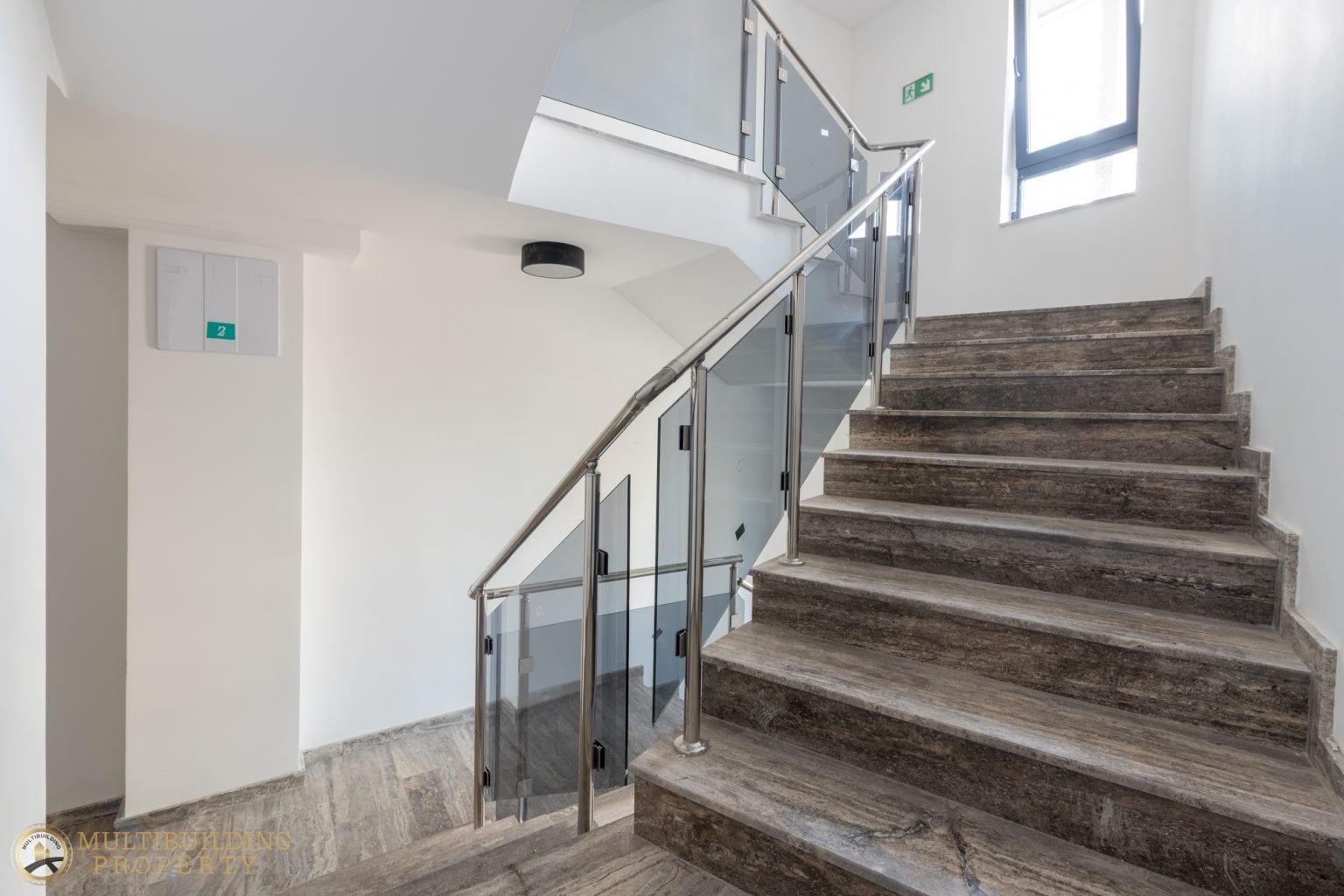 Продава 3-СТАЕН, гр. София, Гоце Делчев, снимка 2 - Апартаменти - 46157683