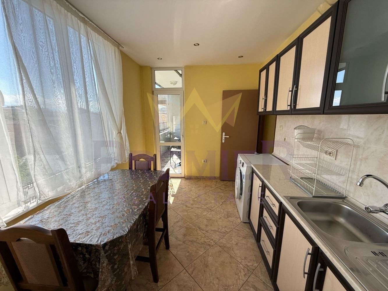 Продава 3-СТАЕН, гр. Пловдив, Център, снимка 4 - Апартаменти - 54250778