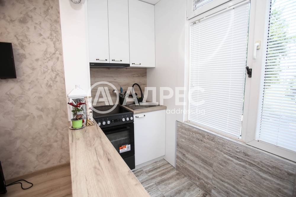 Продава 3-СТАЕН, гр. София, Люлин 8, снимка 2 - Апартаменти - 55024089