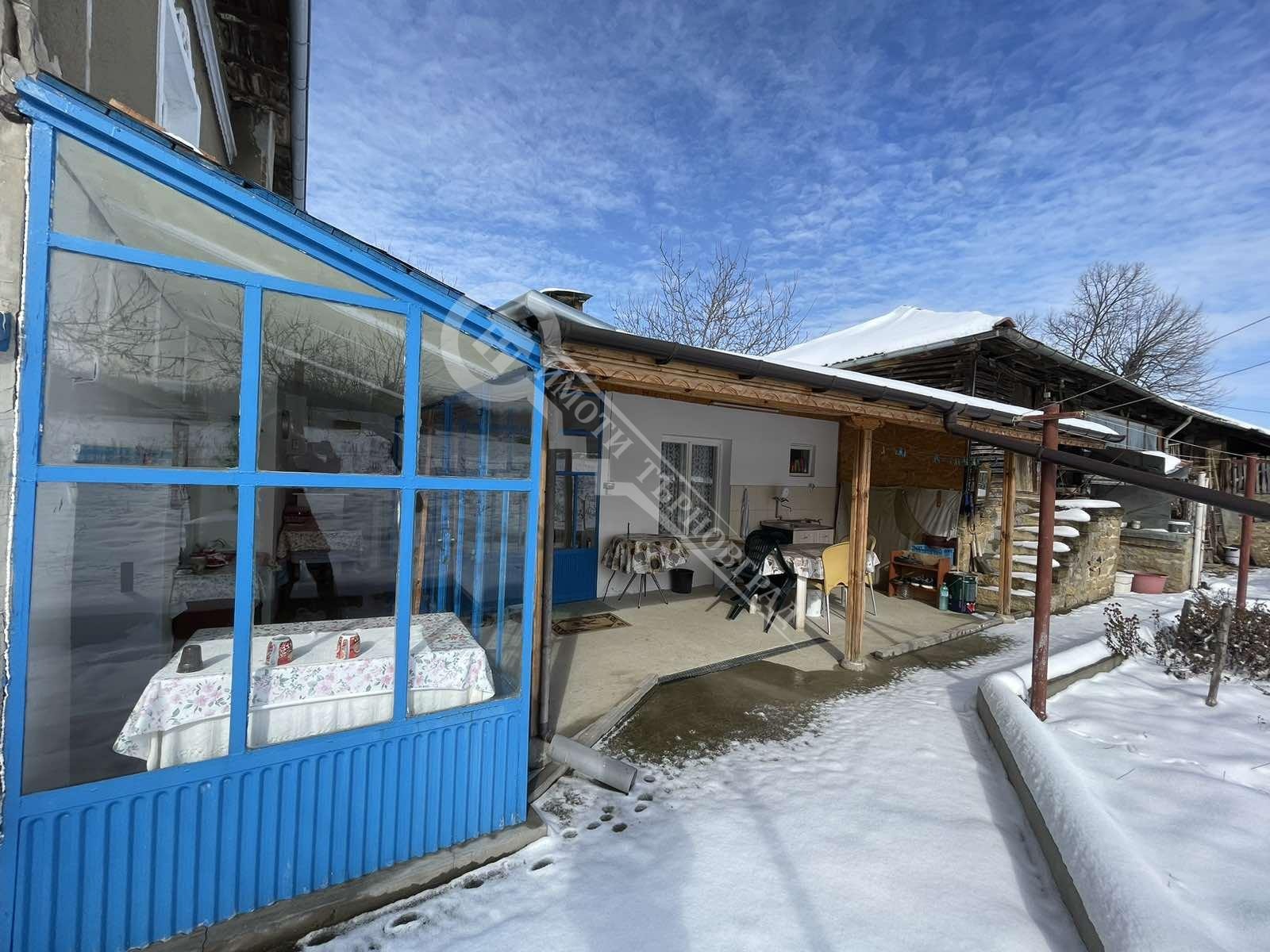 Продава КЪЩА, с. Дъскот, област Велико Търново, снимка 2 - Къщи - 53943534