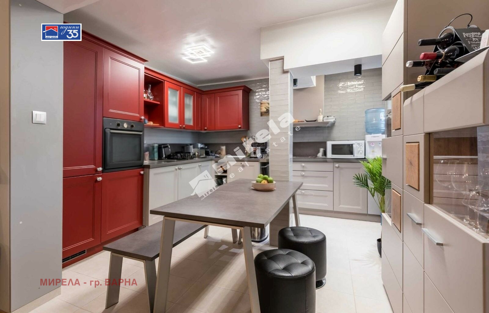 Продава КЪЩА, гр. Балчик, област Добрич, снимка 2 - Къщи - 54254974