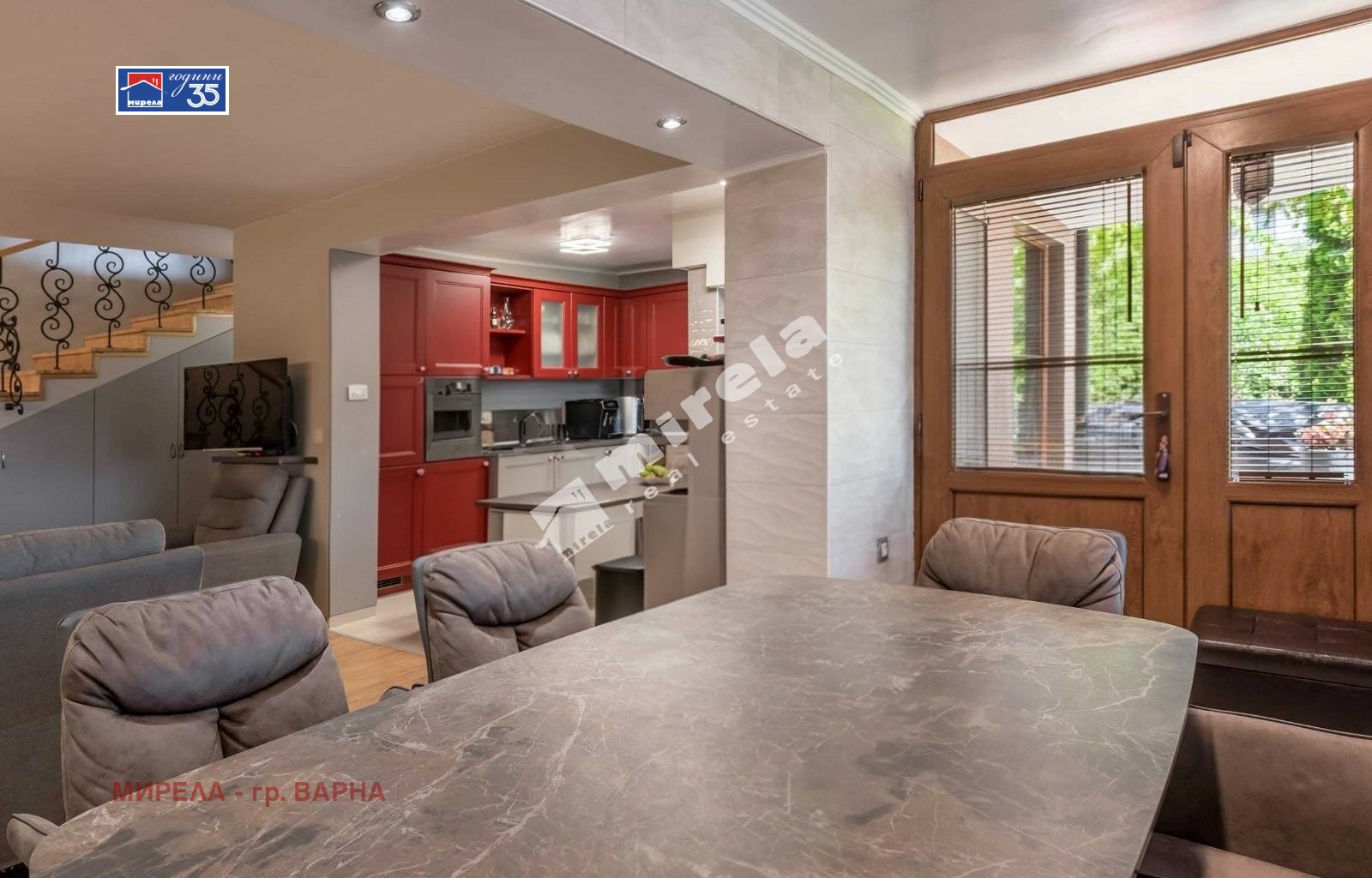 Продава КЪЩА, гр. Балчик, област Добрич, снимка 8 - Къщи - 54254974