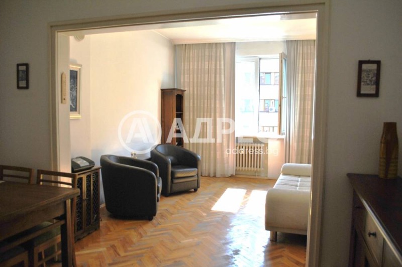 For Sale  1 bedroom Sofia , Tsentar , 73 sq.m | 96185279