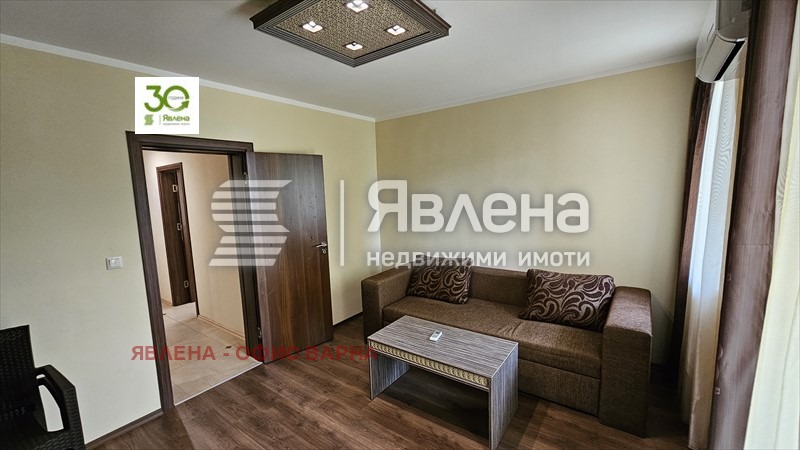 Продава 3-СТАЕН, гр. Варна, к.к. Чайка, снимка 2 - Aпартаменти - 47442392