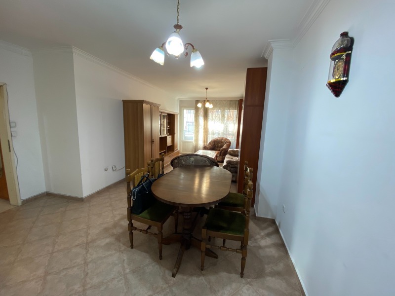 Продава 3-СТАЕН, гр. София, Банишора, снимка 2 - Апартаменти - 53186751