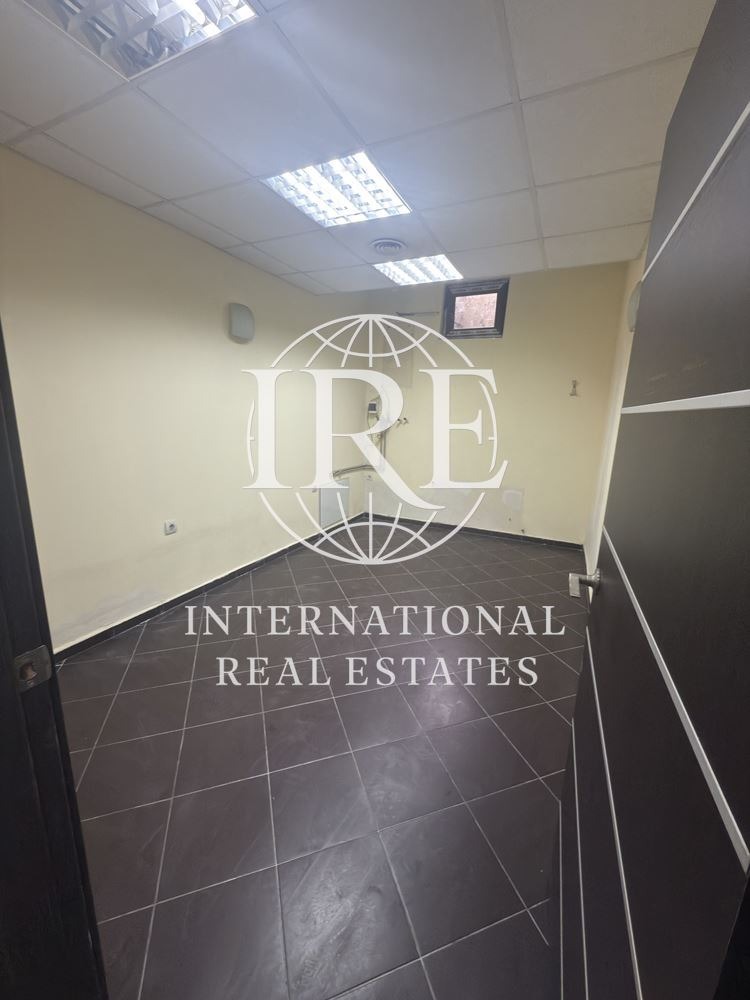 Продава ОФИС, гр. Варна, Гранд Мол, снимка 7 - Офиси - 52488960