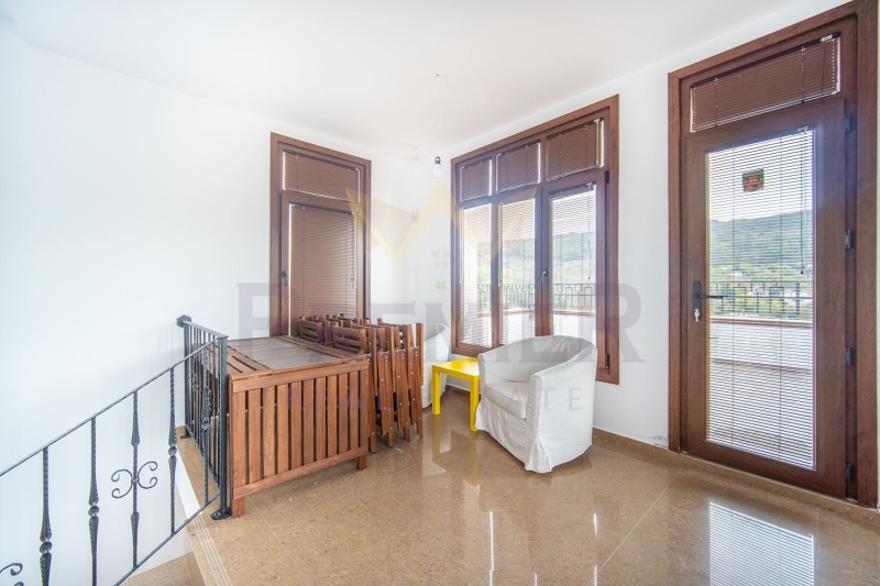 Продава КЪЩА, гр. Балчик, област Добрич, снимка 11 - Къщи - 53009107