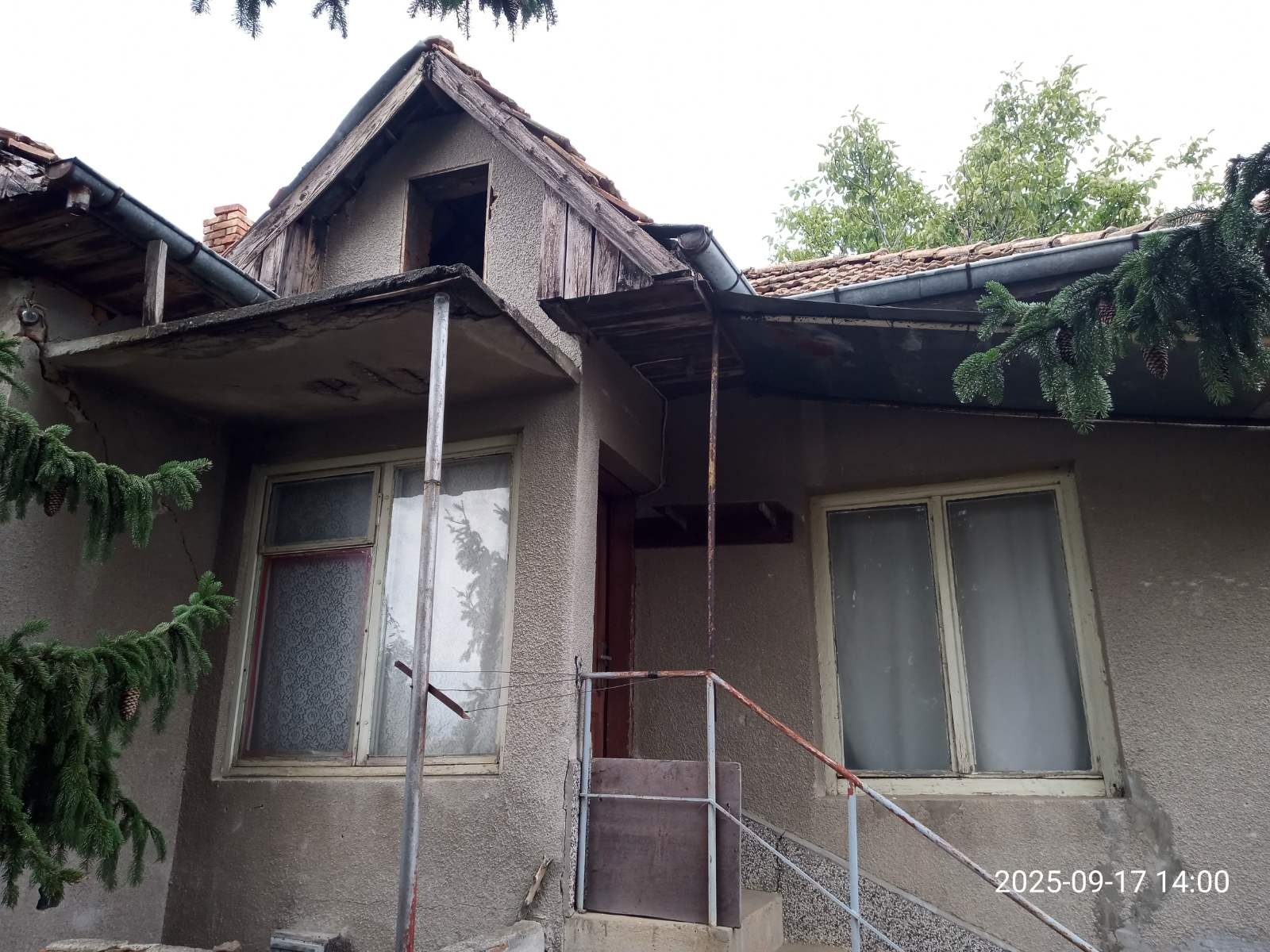 Продава КЪЩА, гр. Бяла, област Русе, снимка 2 - Къщи - 51616623