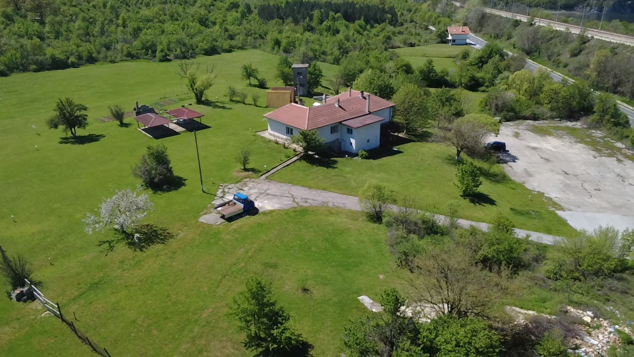 Продава КЪЩА, гр. Дългопол, област Варна, снимка 8 - Къщи - 54740114