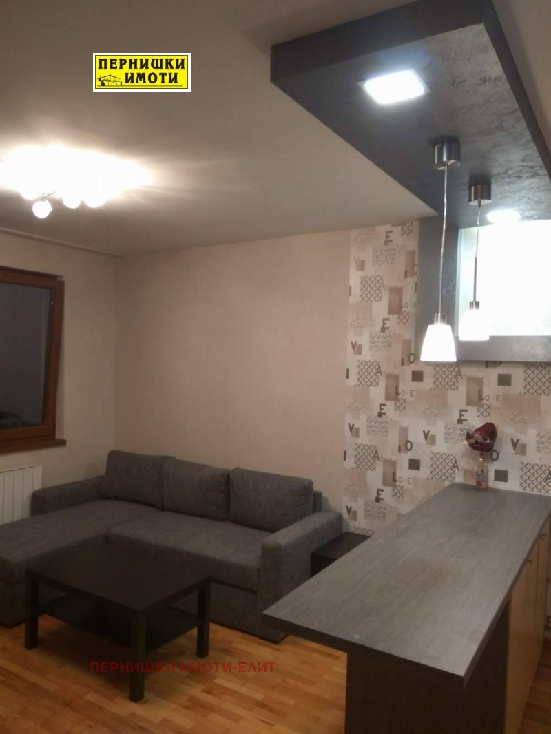 Продается  Студия Перник , Център , 45 кв.м | 36656363 - изображение [2]