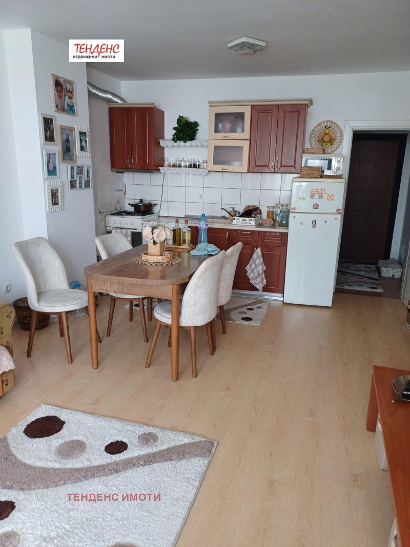 À venda  1 quarto Kardjali , Vazrojdenci , 75 m² | 21808005