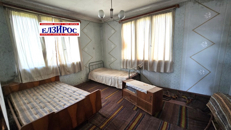 Продава КЪЩА, област Кюстендил, с. Слокощица • 40000 € / 78233.20 лв. • 16241701 1