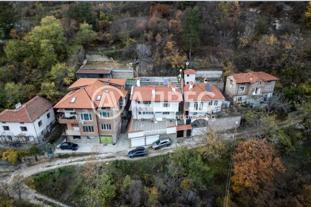 Продава КЪЩА, с. Бачково, област Пловдив, снимка 12 - Къщи - 52330018