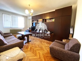 2 camere da letto Konfuto, Varna