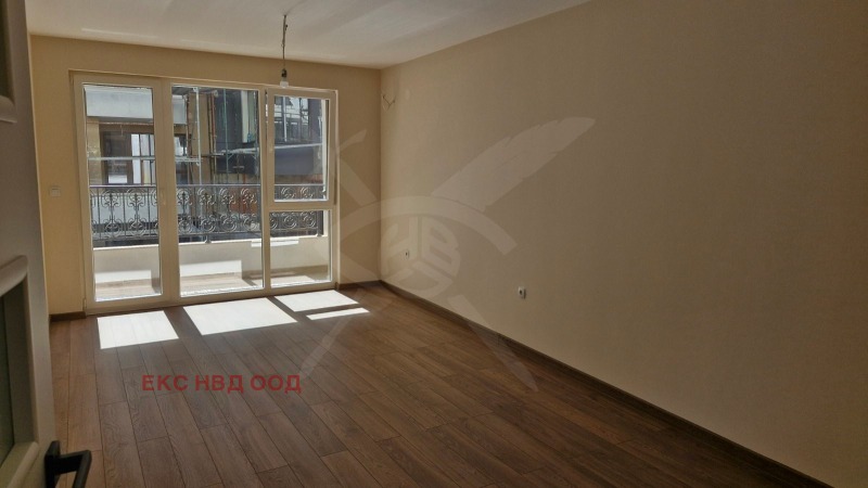 Na prodej  1 ložnice Plovdiv , Christo Smirnenski , 81 m2 | 64773645