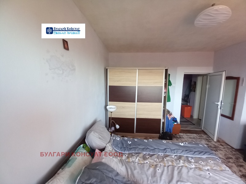 Продава  3-стаен област Кюстендил , гр. Бобов дол , 73 кв.м | 34903839 - изображение [4]