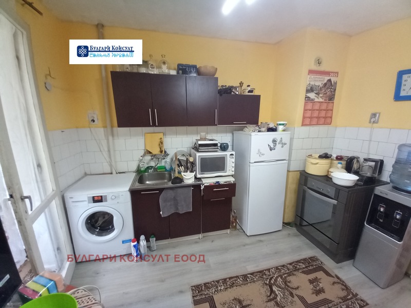 Продава  3-стаен област Кюстендил , гр. Бобов дол , 73 кв.м | 34903839 - изображение [10]