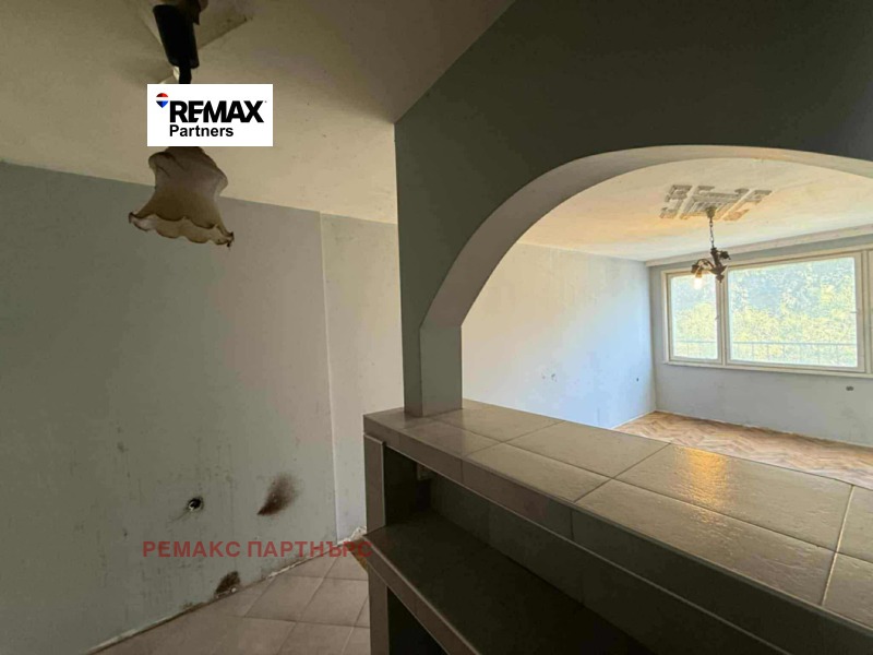 Продава 3-СТАЕН, гр. Варна, Лятно кино Тракия, снимка 2 - Апартаменти - 53014611