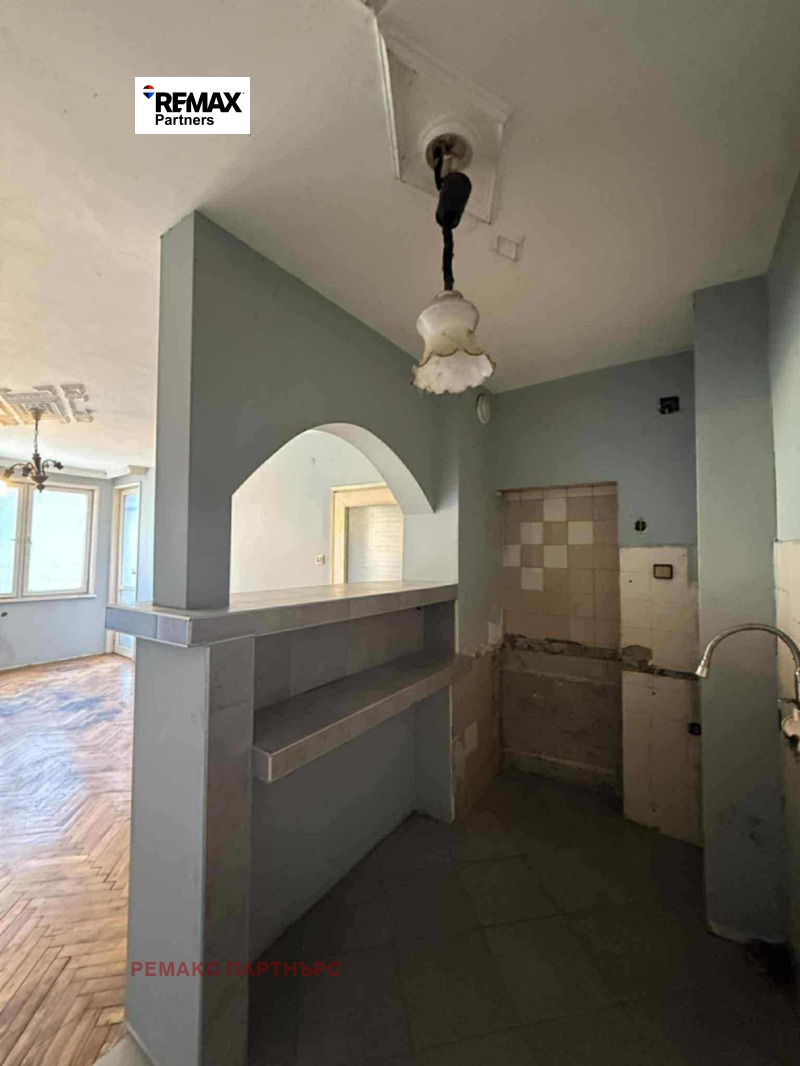 Продава 3-СТАЕН, гр. Варна, Лятно кино Тракия, снимка 3 - Апартаменти - 53014611