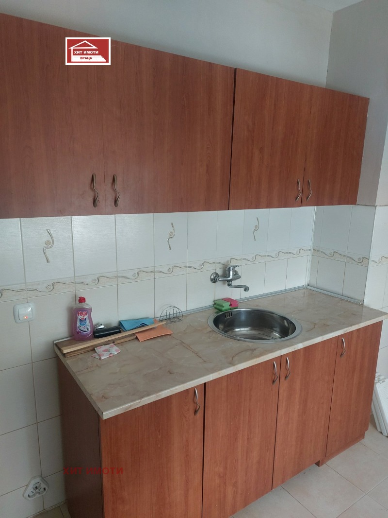 Продава 3-СТАЕН, гр. Враца, Сениче