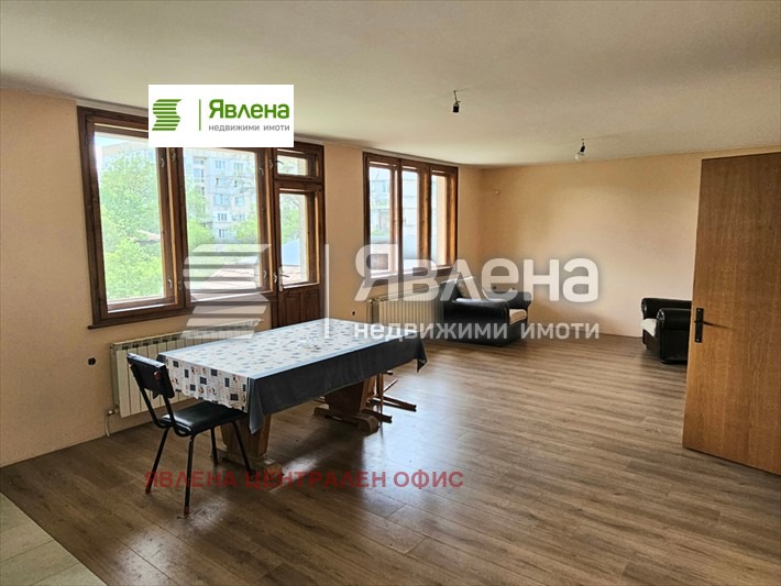 Продава КЪЩА, гр. София, Бенковски, снимка 13 - Къщи - 54716691