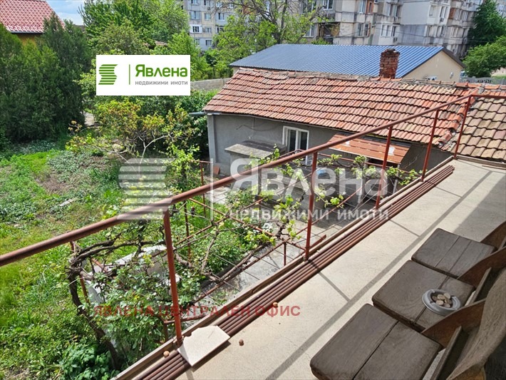 Продава КЪЩА, гр. София, Бенковски, снимка 15 - Къщи - 54716691