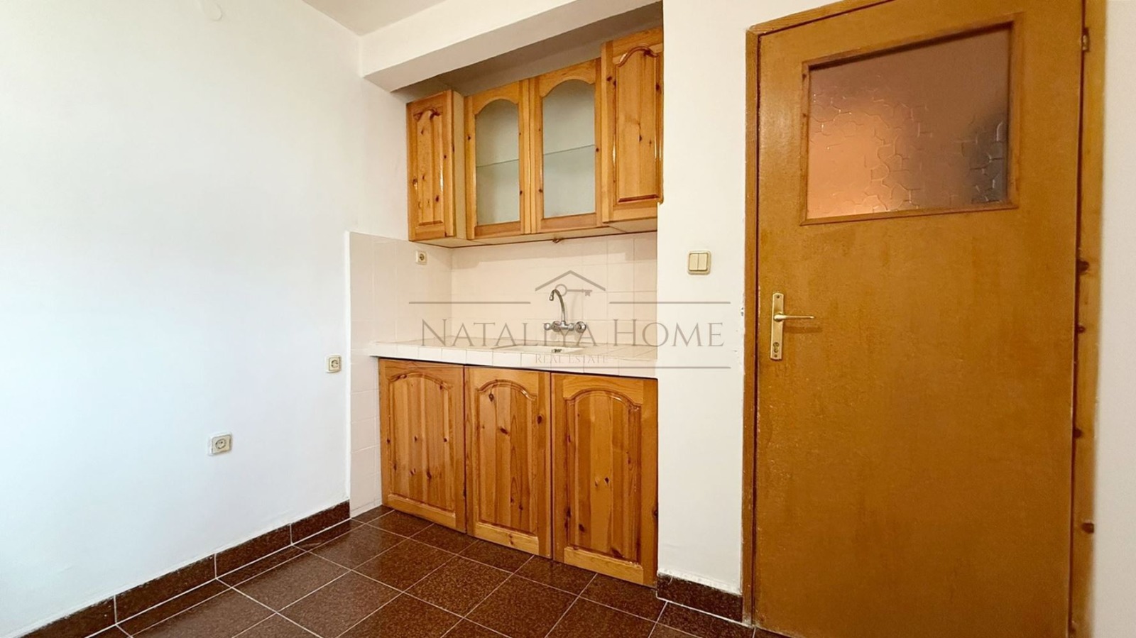 Продава 2-СТАЕН, гр. Бургас, Възраждане, снимка 3 - Апартаменти - 53838082