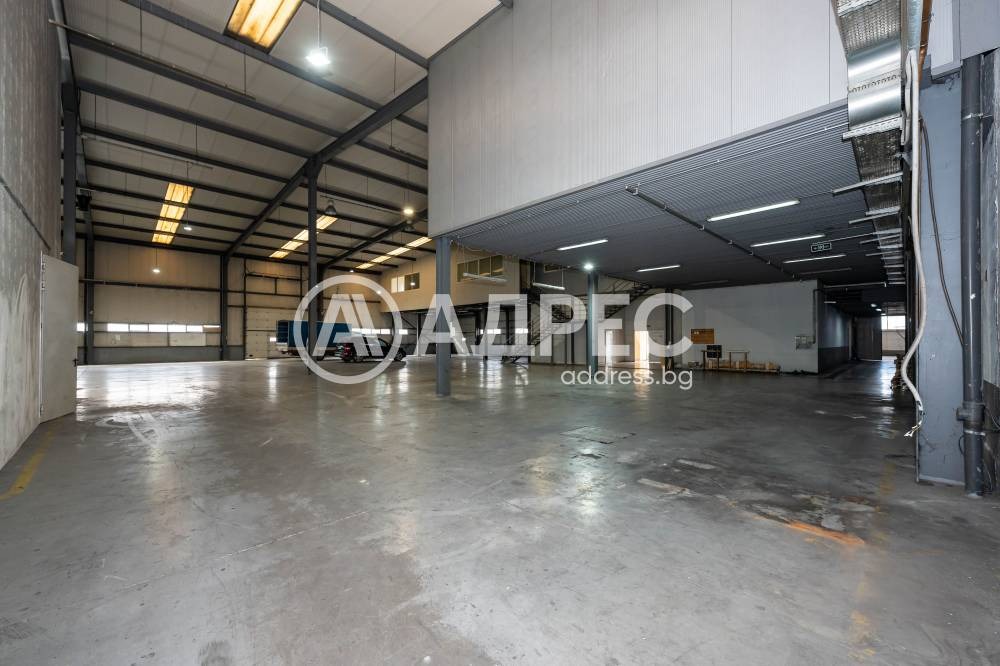 Продава СКЛАД, с. Войводиново, област Пловдив, снимка 8 - Складове - 55466041