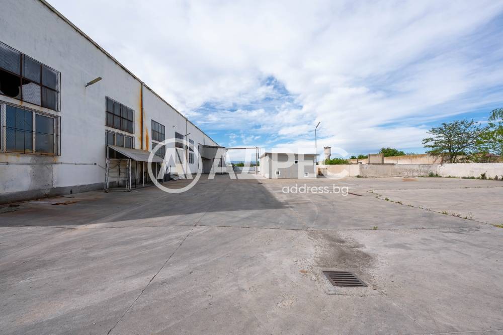 Продава СКЛАД, с. Войводиново, област Пловдив, снимка 2 - Складове - 55466041