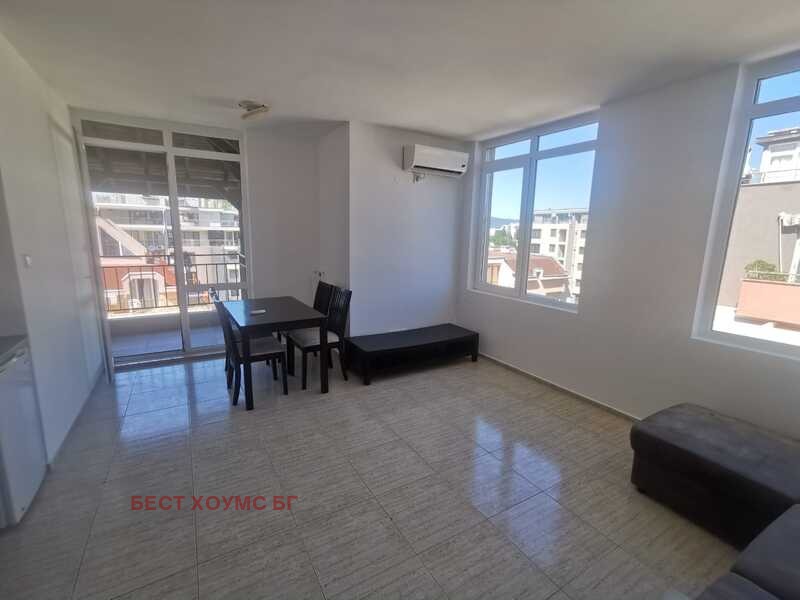 En venta  1 dormitorio región Burgas , k.k. Slanchev bryag , 63 metros cuadrados | 50643400 - imagen [4]