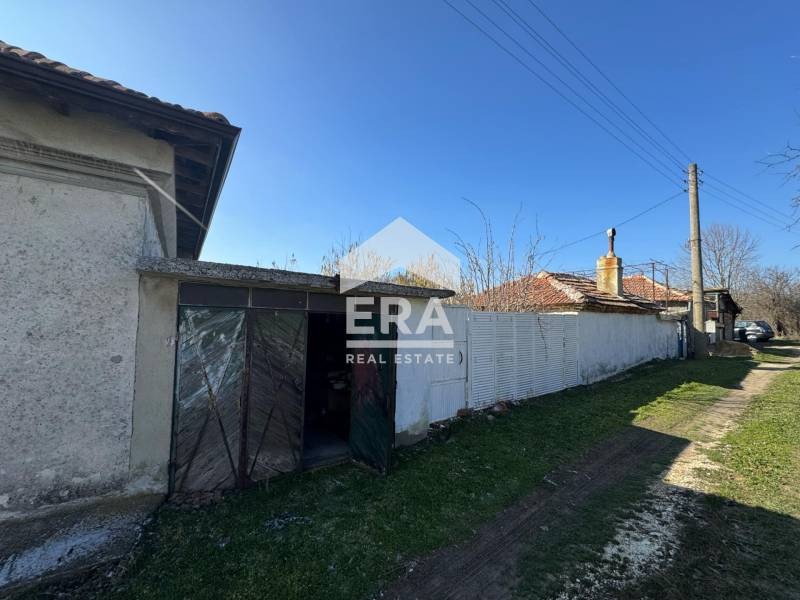 Продава КЪЩА, с. Водица, област Варна, снимка 13 - Къщи - 49085884