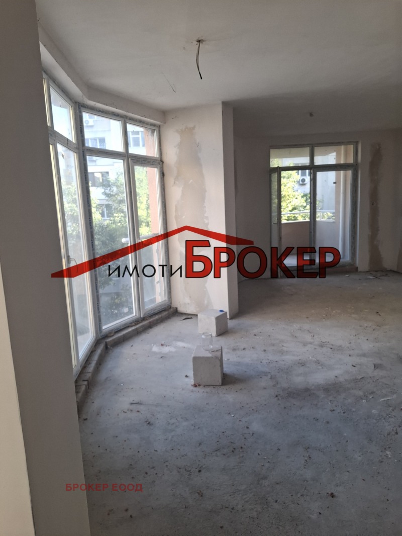 Продава  2-стаен град Сливен , Сини камъни , 88 кв.м | 64250015 - изображение [11]
