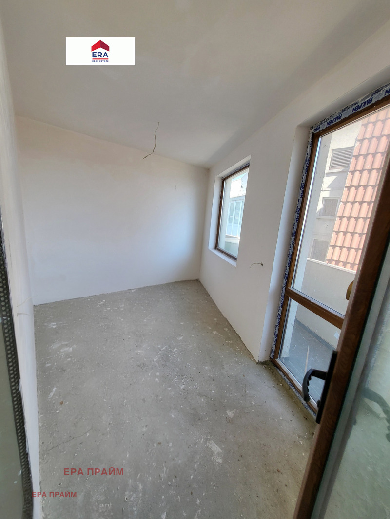 À venda  1 quarto Varna , Briz , 73 m² | 76235359 - imagem [3]
