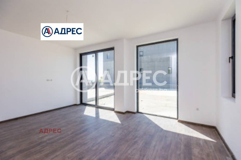 Eladó  Ház Varna , m-t Dolna Traka , 240 négyzetméter | 37019493 - kép [8]