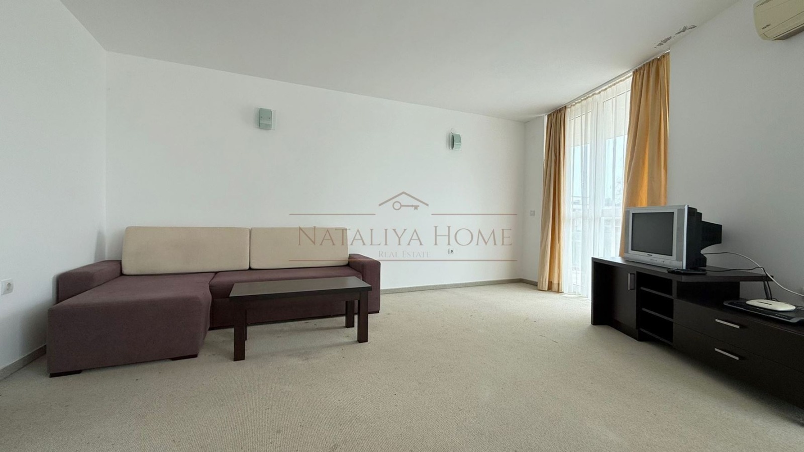 Продава 2-СТАЕН, гр. Бургас, Сарафово, снимка 2 - Апартаменти - 54081866