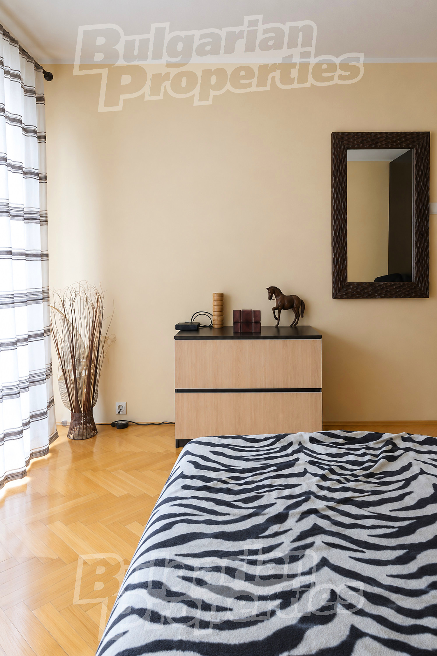 Продава 3-СТАЕН, гр. Варна, Цветен квартал, снимка 8 - Апартаменти - 56010426