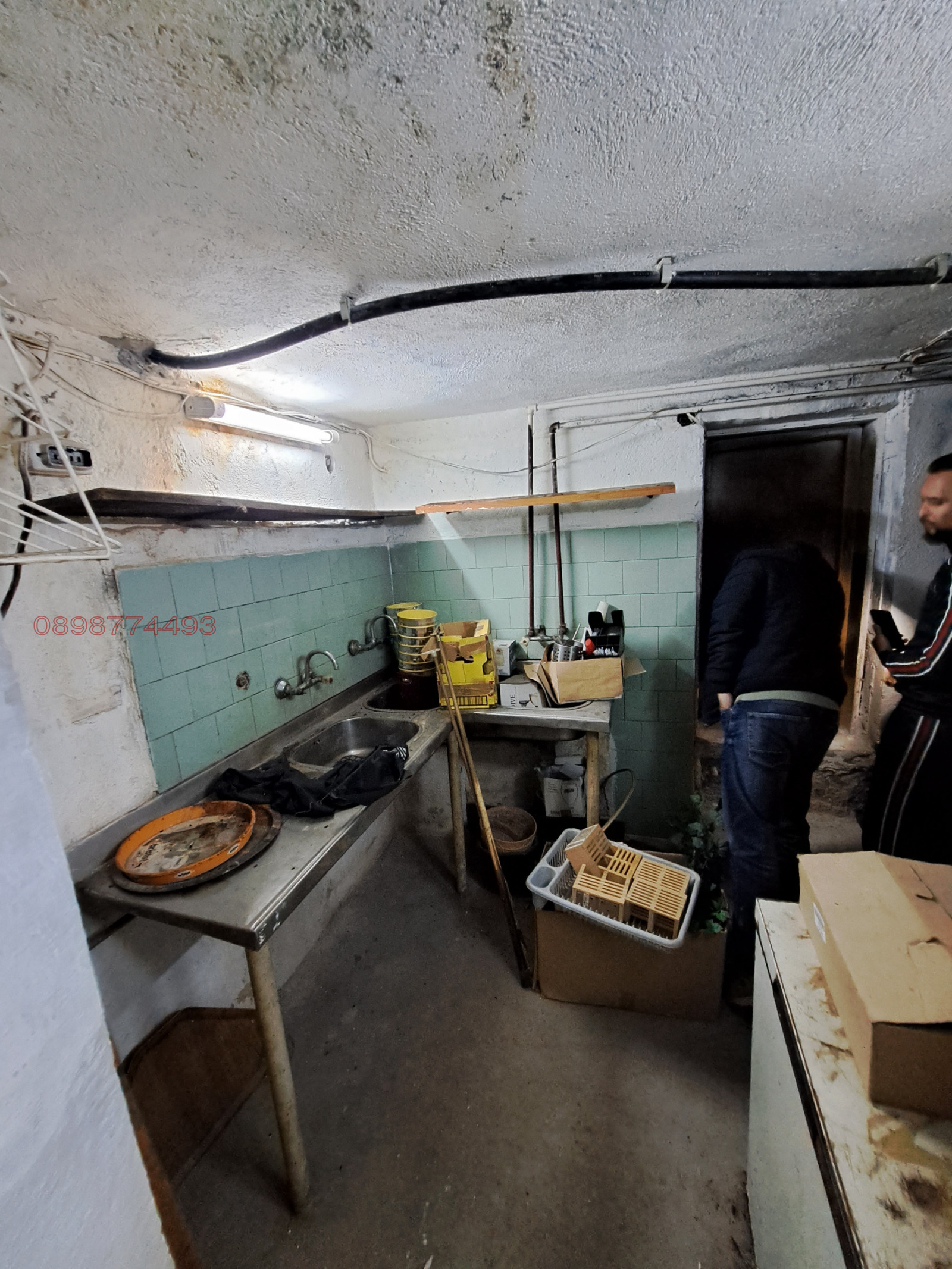 Продава ЗАВЕДЕНИЕ, гр. Панагюрище, област Пазарджик, снимка 11 - Заведения - 55946903