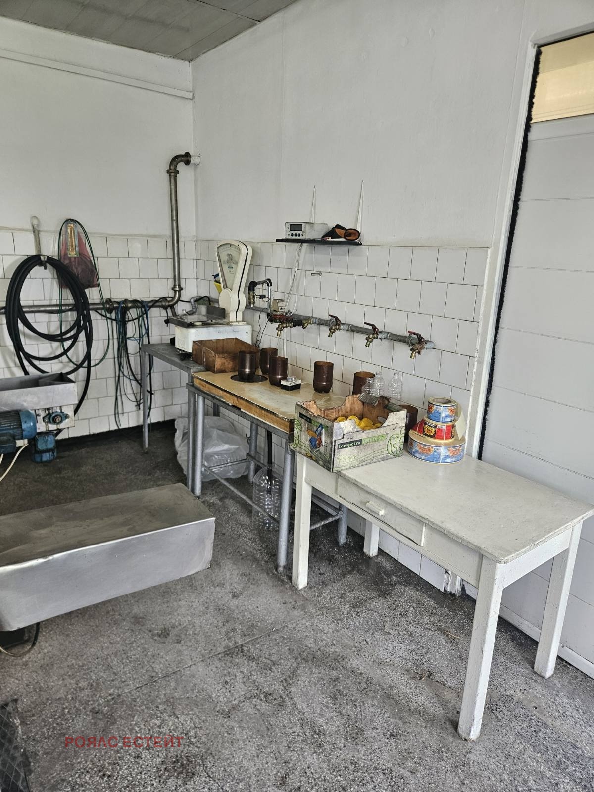 Продава БИЗНЕС ИМОТ, с. Загоре, област Стара Загора, снимка 13 - Други - 54403137