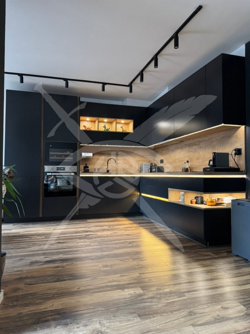 Продава 3-СТАЕН в град София, Манастирски ливади - 168 кв.м / 559 000 € » 1 093 308.97 лв., ЕКС НВД ООД