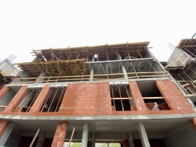 Продава 4-стаен град София Малинова долина - [1] 