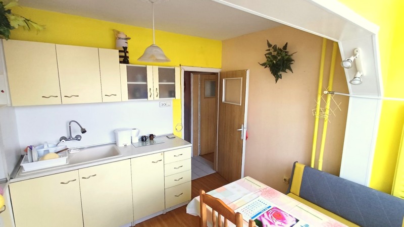 Zu verkaufen  1 Schlafzimmer Schumen , Trakija , 60 qm | 44028806 - Bild [4]