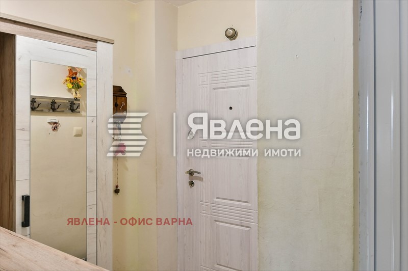 Продава МНОГОСТАЕН, гр. Варна, ВИНС-Червен площад, снимка 12 - Aпартаменти - 48594809