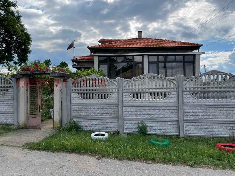 Продава КЪЩА, с. Ловец, област Търговище, снимка 13 - Къщи - 52770922
