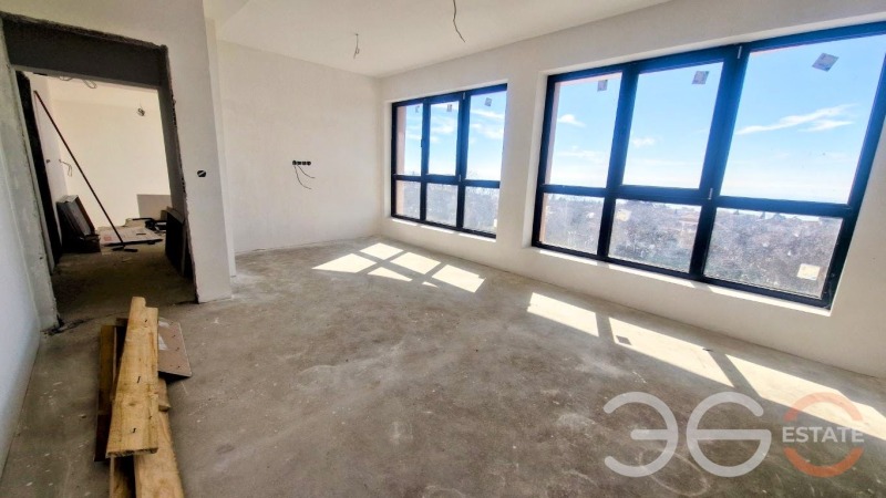 Продава КЪЩА, гр. Варна, м-т Акчелар, снимка 15 - Къщи - 53103490