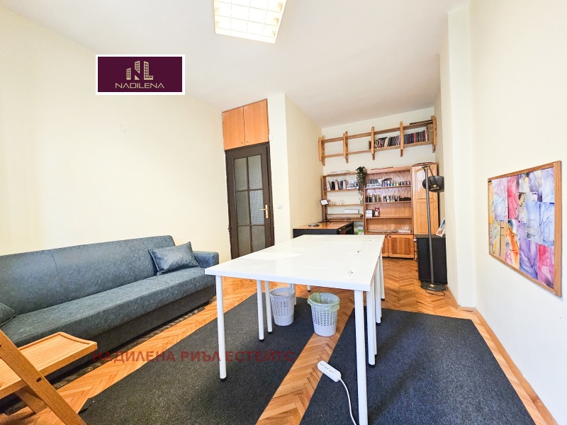 Продава 1-СТАЕН в град София, Център - 42 кв.м / 226 000 € » 442 017.58 лв., НАДИЛЕНА РИЪЛ ЕСТЕЙТС