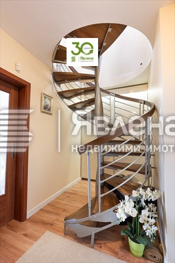 Продава 3-СТАЕН, гр. Варна, Бриз, снимка 12 - Апартаменти - 53921200