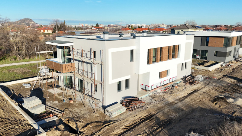 Продава КЪЩА, гр. Пловдив, Терзиите, снимка 3 - Къщи - 49448494