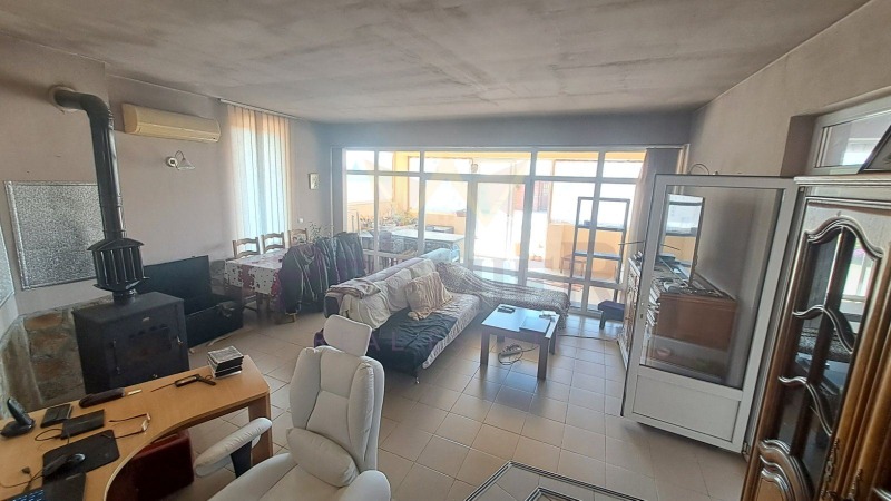 Продава КЪЩА, с. Соколово, област Добрич, снимка 8 - Къщи - 53082427