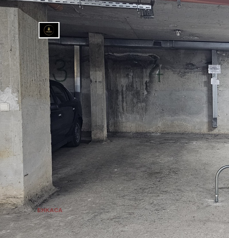 Продава ГАРАЖ, ПАРКОМЯСТО, гр. София, Белите брези, снимка 2 - Гаражи и паркоместа - 53050955